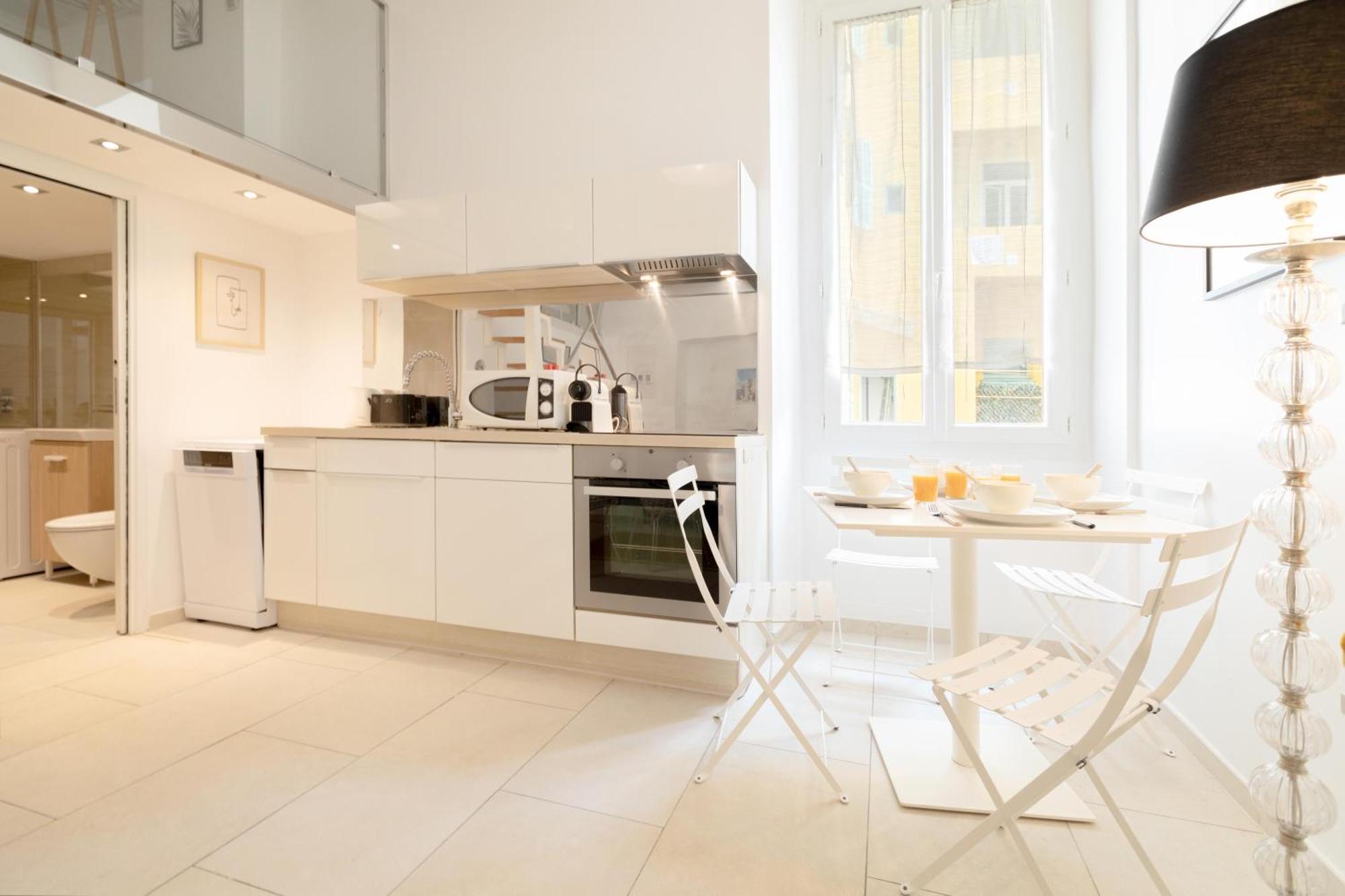 Maison Bianchi - Duplex Old Town Ницца Экстерьер фото
